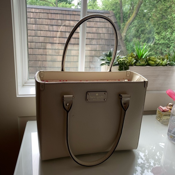 Kate Spade Handbag - Picture 2 of 3